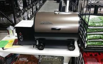 traeger-jr-tailgate